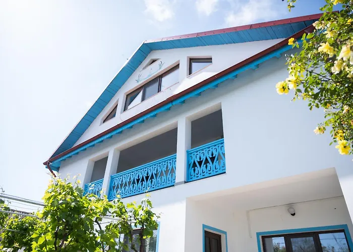 Casa Lebada ジュリロヴカ